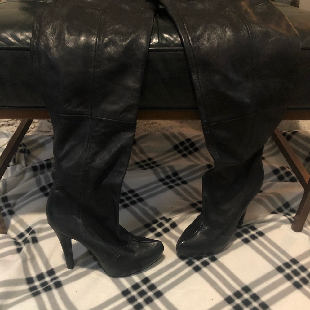 Report signature thigh high boots